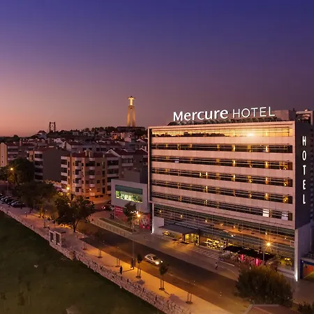 Mercure Lisboa Almada-2